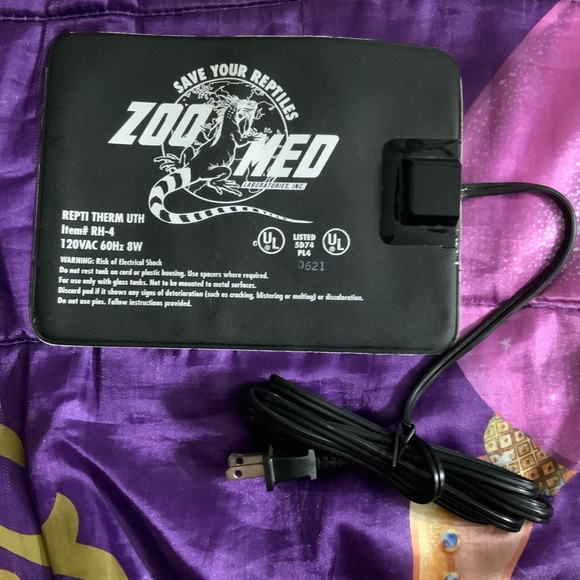 Reptile heater ZooMed Rh-4 Reptile Heater 10-20 Gallon Zoomed UTH under tank - Picture 2 of 9